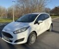Белый Форд Фиеста, объемом двигателя 1.5 л и пробегом 218 тыс. км за 6500 $, фото 2 на Automoto.ua