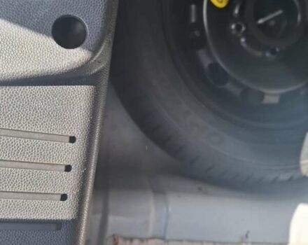 Белый Форд Фиеста, объемом двигателя 1.5 л и пробегом 218 тыс. км за 6999 $, фото 17 на Automoto.ua