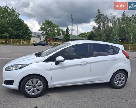 Белый Форд Фиеста, объемом двигателя 1 л и пробегом 60 тыс. км за 7000 $, фото 1 на Automoto.ua