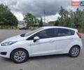 Белый Форд Фиеста, объемом двигателя 1 л и пробегом 60 тыс. км за 7000 $, фото 1 на Automoto.ua