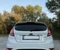 Білий Форд Фієста, об'ємом двигуна 1.25 л та пробігом 33 тис. км за 10197 $, фото 2 на Automoto.ua