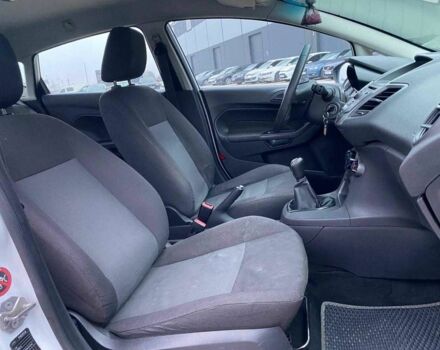 Белый Форд Фиеста, объемом двигателя 1 л и пробегом 200 тыс. км за 4500 $, фото 23 на Automoto.ua