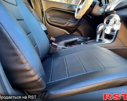 Белый Форд Фиеста, объемом двигателя 1.6 л и пробегом 130 тыс. км за 7100 $, фото 3 на Automoto.ua