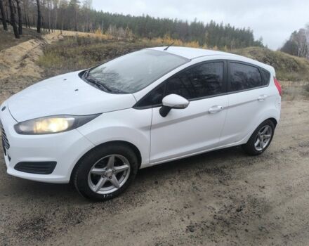 Білий Форд Фієста, об'ємом двигуна 1.5 л та пробігом 190 тис. км за 7625 $, фото 2 на Automoto.ua