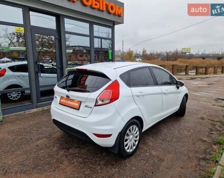 Белый Форд Фиеста, объемом двигателя 1.5 л и пробегом 140 тыс. км за 7000 $, фото 2 на Automoto.ua