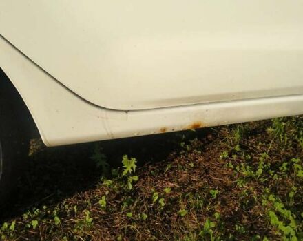 Белый Форд Фиеста, объемом двигателя 1 л и пробегом 120 тыс. км за 5500 $, фото 5 на Automoto.ua