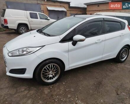 Білий Форд Фієста, об'ємом двигуна 1.5 л та пробігом 143 тис. км за 6500 $, фото 10 на Automoto.ua
