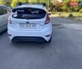 Белый Форд Фиеста, объемом двигателя 1 л и пробегом 220 тыс. км за 2950 $, фото 1 на Automoto.ua