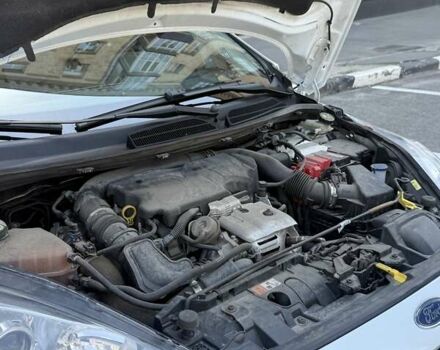 Белый Форд Фиеста, объемом двигателя 1 л и пробегом 121 тыс. км за 8000 $, фото 28 на Automoto.ua