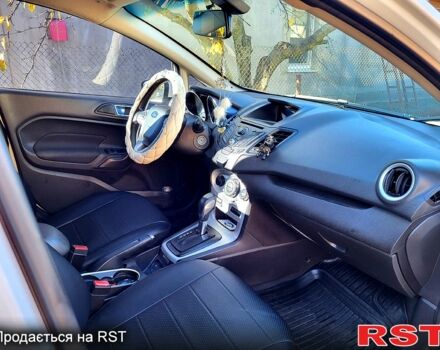 Белый Форд Фиеста, объемом двигателя 1.6 л и пробегом 130 тыс. км за 7100 $, фото 1 на Automoto.ua