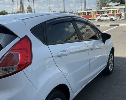 Белый Форд Фиеста, объемом двигателя 1 л и пробегом 121 тыс. км за 8000 $, фото 11 на Automoto.ua