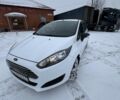 Белый Форд Фиеста, объемом двигателя 1 л и пробегом 125 тыс. км за 6000 $, фото 1 на Automoto.ua
