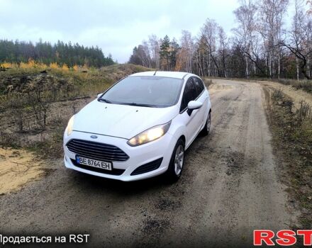 Білий Форд Фієста, об'ємом двигуна 1.5 л та пробігом 190 тис. км за 7500 $, фото 5 на Automoto.ua