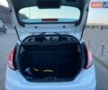 Білий Форд Фієста, об'ємом двигуна 1 л та пробігом 134 тис. км за 5900 $, фото 9 на Automoto.ua