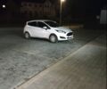 Білий Форд Фієста, об'ємом двигуна 1 л та пробігом 95 тис. км за 6000 $, фото 4 на Automoto.ua