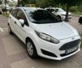 Білий Форд Фієста, об'ємом двигуна 1 л та пробігом 120 тис. км за 5600 $, фото 4 на Automoto.ua