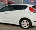 Білий Форд Фієста, об'ємом двигуна 1 л та пробігом 155 тис. км за 6900 $, фото 16 на Automoto.ua