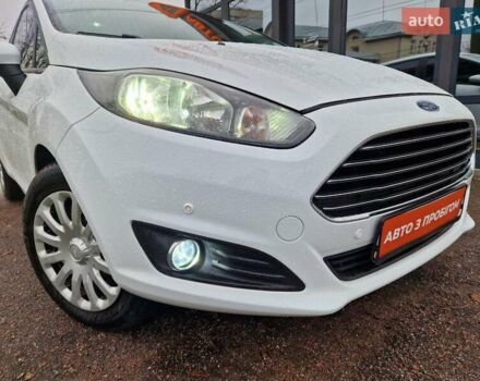 Белый Форд Фиеста, объемом двигателя 1.5 л и пробегом 140 тыс. км за 7000 $, фото 21 на Automoto.ua