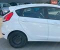 Білий Форд Фієста, об'ємом двигуна 1 л та пробігом 75 тис. км за 5490 $, фото 8 на Automoto.ua