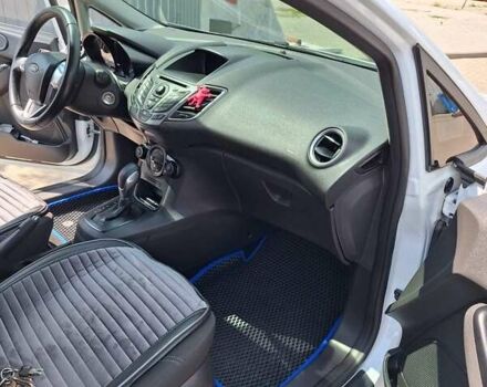 Белый Форд Фиеста, объемом двигателя 1.6 л и пробегом 85 тыс. км за 8100 $, фото 13 на Automoto.ua