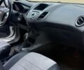Белый Форд Фиеста, объемом двигателя 1 л и пробегом 134 тыс. км за 6000 $, фото 17 на Automoto.ua