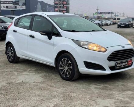 Белый Форд Фиеста, объемом двигателя 1 л и пробегом 200 тыс. км за 4500 $, фото 6 на Automoto.ua