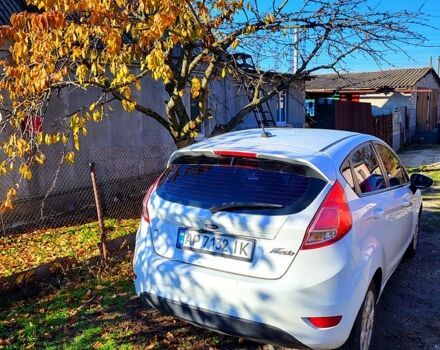 Белый Форд Фиеста, объемом двигателя 1.6 л и пробегом 130 тыс. км за 7100 $, фото 5 на Automoto.ua