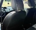 Білий Форд Фієста, об'ємом двигуна 1 л та пробігом 117 тис. км за 8000 $, фото 15 на Automoto.ua