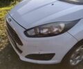 Белый Форд Фиеста, объемом двигателя 1 л и пробегом 120 тыс. км за 5500 $, фото 1 на Automoto.ua