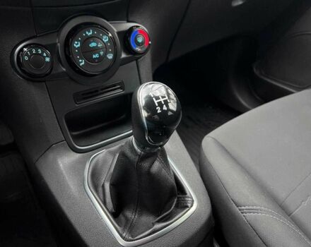 Белый Форд Фиеста, объемом двигателя 1 л и пробегом 151 тыс. км за 6940 $, фото 12 на Automoto.ua