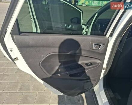 Белый Форд Фиеста, объемом двигателя 1.5 л и пробегом 218 тыс. км за 6999 $, фото 14 на Automoto.ua