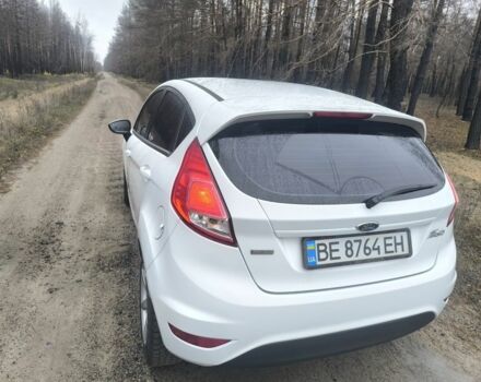 Білий Форд Фієста, об'ємом двигуна 1.5 л та пробігом 190 тис. км за 7625 $, фото 3 на Automoto.ua