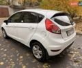 Форд Фиеста 2013 в Днепре (Днепропетровске) на Automoto.ua Белый Форд Фиеста, объемом двигателя 1.24 л и пробегом 132 тыс. км за 5700 $, фото 3 на Automoto.ua