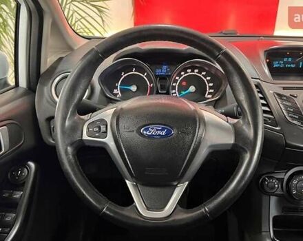 Белый Форд Фиеста, объемом двигателя 1.6 л и пробегом 68 тыс. км за 6456 $, фото 10 на Automoto.ua