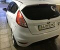 Білий Форд Фієста, об'ємом двигуна 1.6 л та пробігом 281 тис. км за 8000 $, фото 8 на Automoto.ua