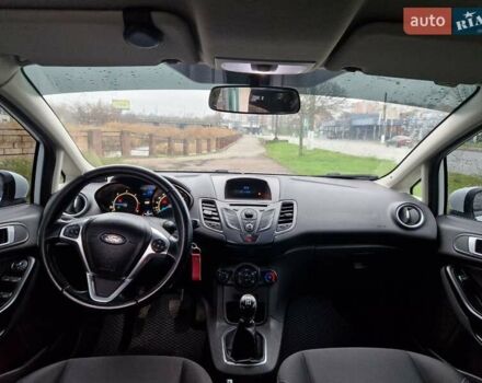 Белый Форд Фиеста, объемом двигателя 1.5 л и пробегом 140 тыс. км за 7000 $, фото 8 на Automoto.ua