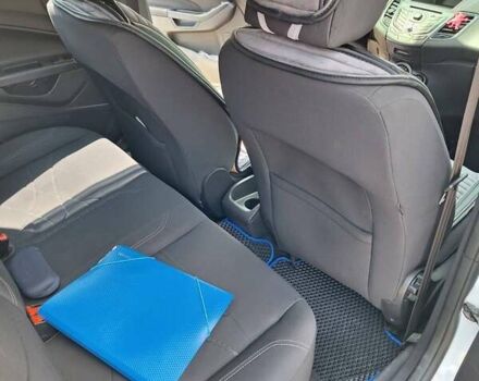 Белый Форд Фиеста, объемом двигателя 1.6 л и пробегом 85 тыс. км за 8100 $, фото 14 на Automoto.ua