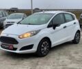 Белый Форд Фиеста, объемом двигателя 1 л и пробегом 200 тыс. км за 4500 $, фото 1 на Automoto.ua