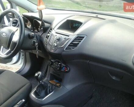 Білий Форд Фієста, об'ємом двигуна 1 л та пробігом 189 тис. км за 5250 $, фото 14 на Automoto.ua