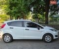 Білий Форд Фієста, об'ємом двигуна 1 л та пробігом 132 тис. км за 5150 $, фото 1 на Automoto.ua