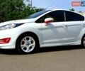 Білий Форд Фієста, об'ємом двигуна 1 л та пробігом 155 тис. км за 6900 $, фото 1 на Automoto.ua
