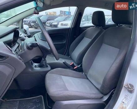 Белый Форд Фиеста, объемом двигателя 1 л и пробегом 200 тыс. км за 4500 $, фото 11 на Automoto.ua