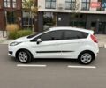 Белый Форд Фиеста, объемом двигателя 1 л и пробегом 133 тыс. км за 7000 $, фото 3 на Automoto.ua