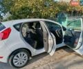 Белый Форд Фиеста, объемом двигателя 1 л и пробегом 128 тыс. км за 5800 $, фото 6 на Automoto.ua