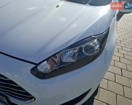 Белый Форд Фиеста, объемом двигателя 1.5 л и пробегом 218 тыс. км за 6999 $, фото 8 на Automoto.ua