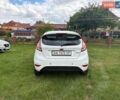Белый Форд Фиеста, объемом двигателя 1.5 л и пробегом 240 тыс. км за 5000 $, фото 4 на Automoto.ua