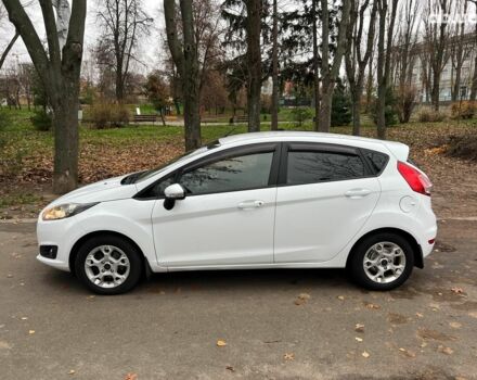 Белый Форд Фиеста, объемом двигателя 1 л и пробегом 151 тыс. км за 6940 $, фото 7 на Automoto.ua