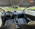 Білий Форд Фієста, об'ємом двигуна 1.24 л та пробігом 99 тис. км за 7000 $, фото 8 на Automoto.ua