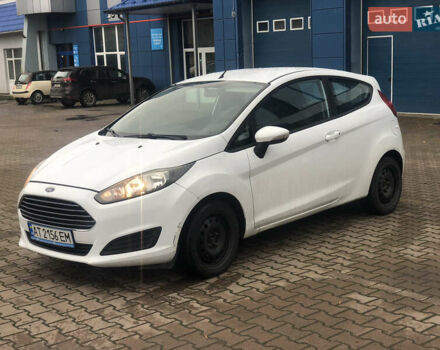 Белый Форд Фиеста, объемом двигателя 1.5 л и пробегом 289 тыс. км за 5690 $, фото 3 на Automoto.ua