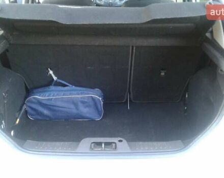 Білий Форд Фієста, об'ємом двигуна 1 л та пробігом 189 тис. км за 5250 $, фото 11 на Automoto.ua